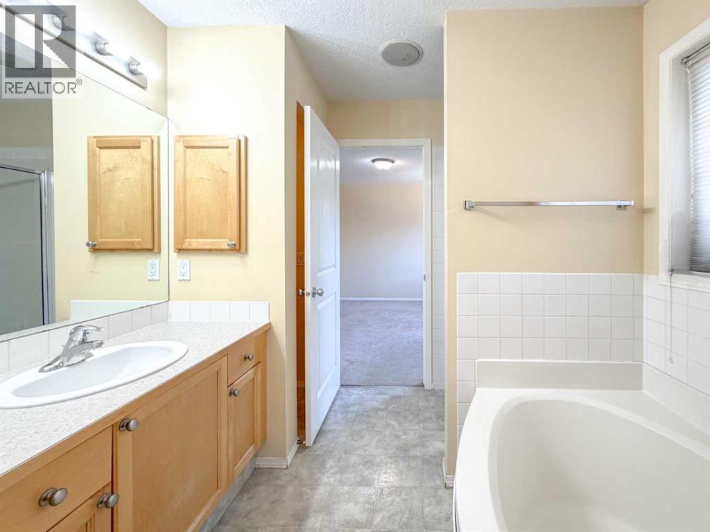 21 Panamount Hill Nw, Calgary, Alberta  T3K 5R8 - Photo 42 - A2270156