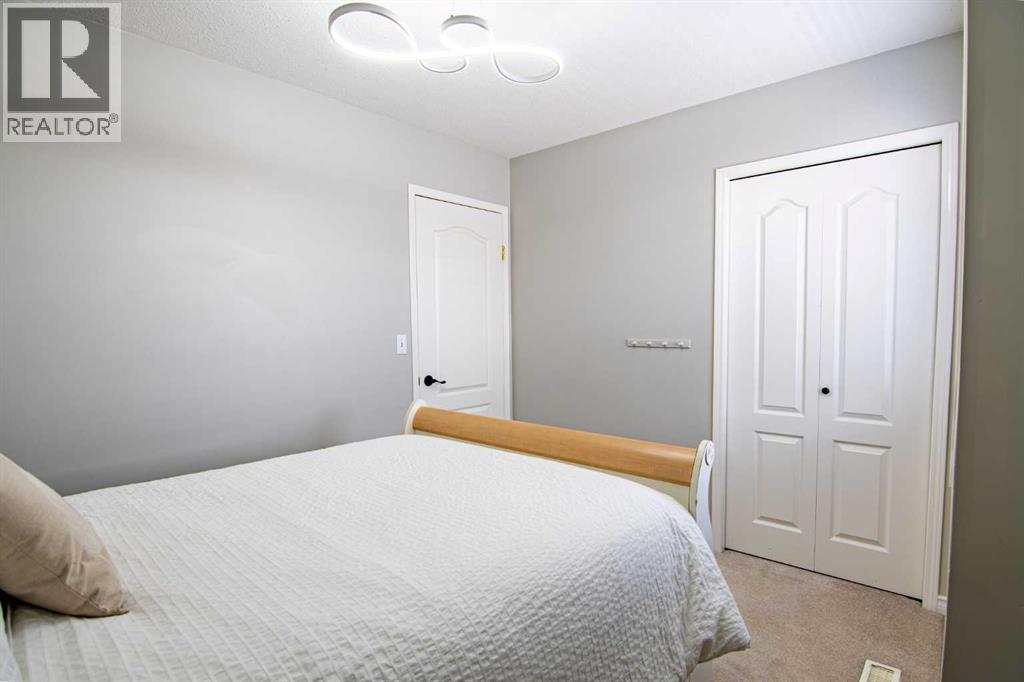 5008 41 Street, Sylvan Lake, Alberta  T4S 1B9 - Photo 24 - A2285838