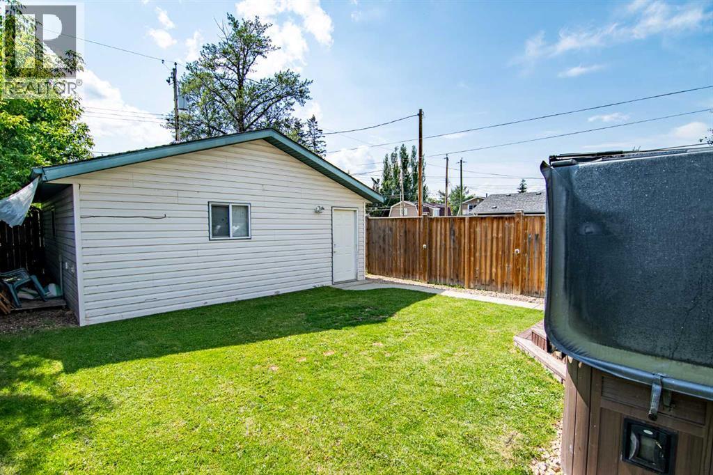 5008 41 Street, Sylvan Lake, Alberta  T4S 1B9 - Photo 43 - A2285838