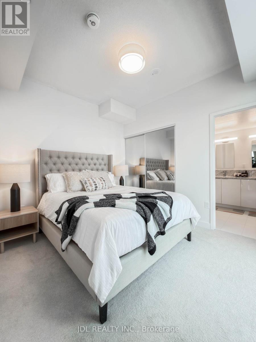 3709 - 238 Simcoe Street, Toronto, Ontario  M5T 0E2 - Photo 25 - C12781242