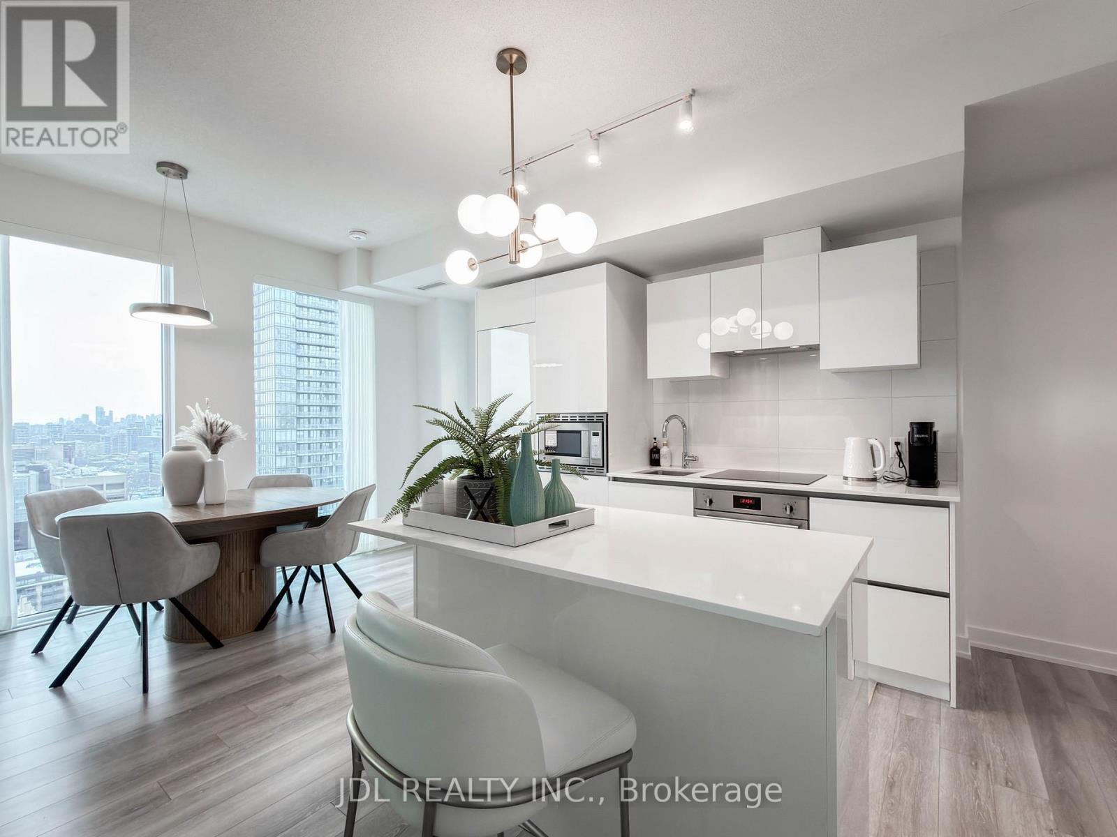 3709 - 238 Simcoe Street, Toronto, Ontario  M5T 0E2 - Photo 9 - C12781242