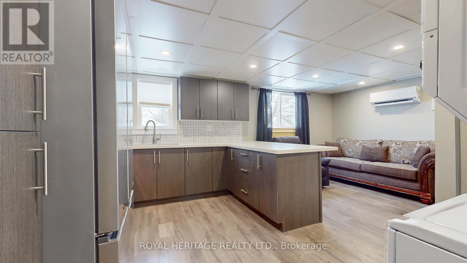 100 Cromwell Avenue, Oshawa (Vanier), Ontario  L1J 4T6 - Photo 8 - E12781708