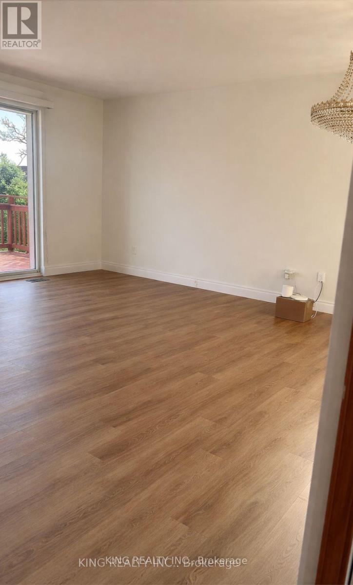 215 Sloane Avenue, Toronto, Ontario  M4A 2C5 - Photo 11 - C12664708