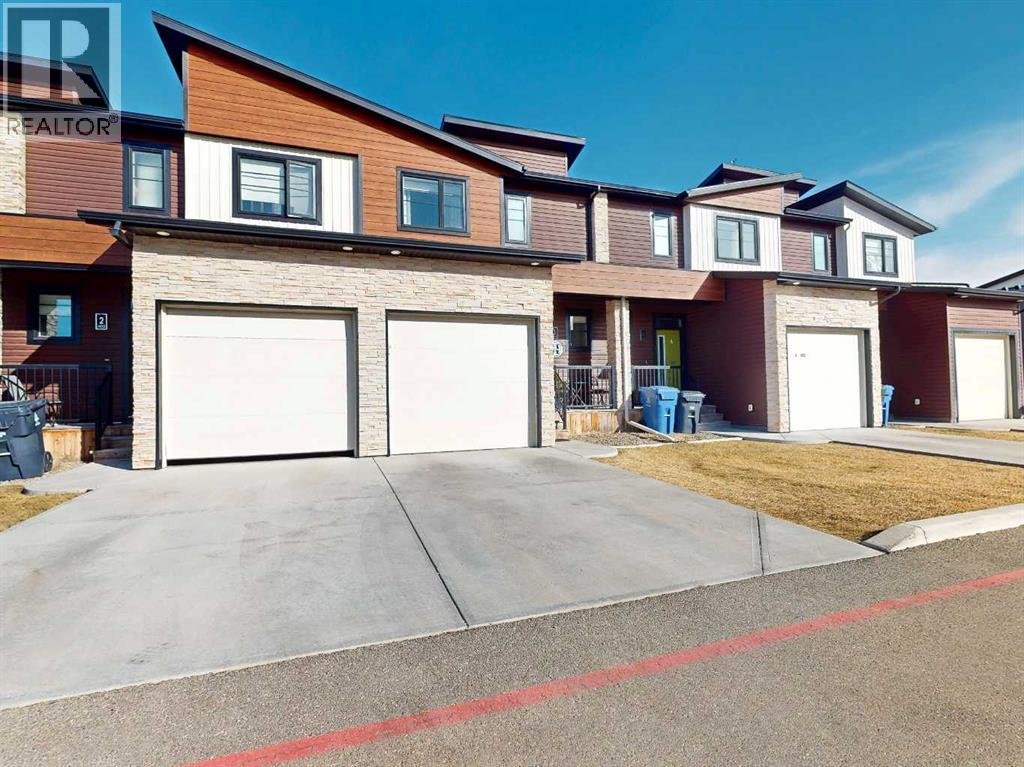 3, 402 Highlands Boulevard W, Lethbridge, Alberta  T1J 5K5 - Photo 3 - A2284633