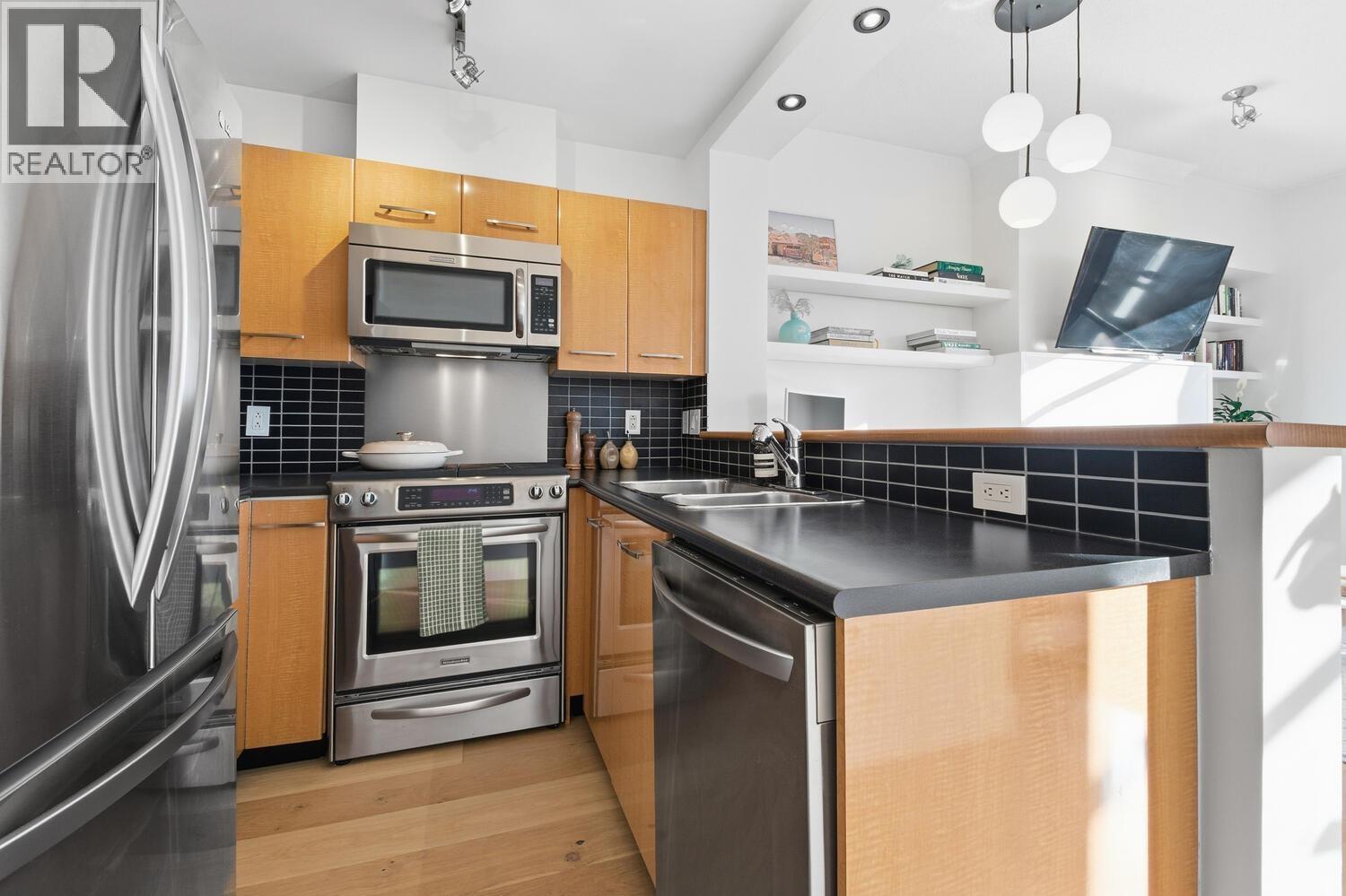 311 2268 Redbud Lane, Vancouver, British Columbia  V6K 4S6 - Photo 6 - R3089267