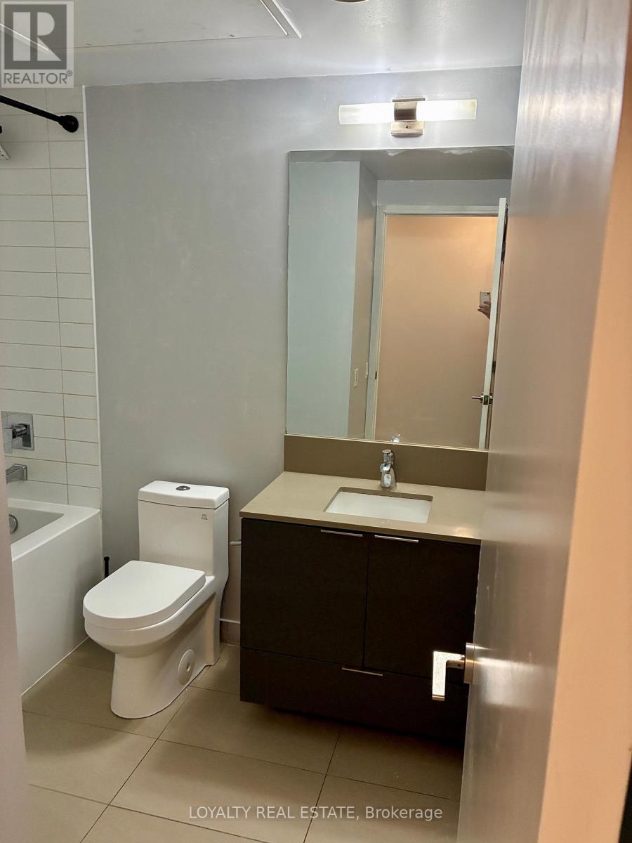 1701 - 181 Dundas Street E, Toronto, Ontario  M5A 0N5 - Photo 10 - C12781692