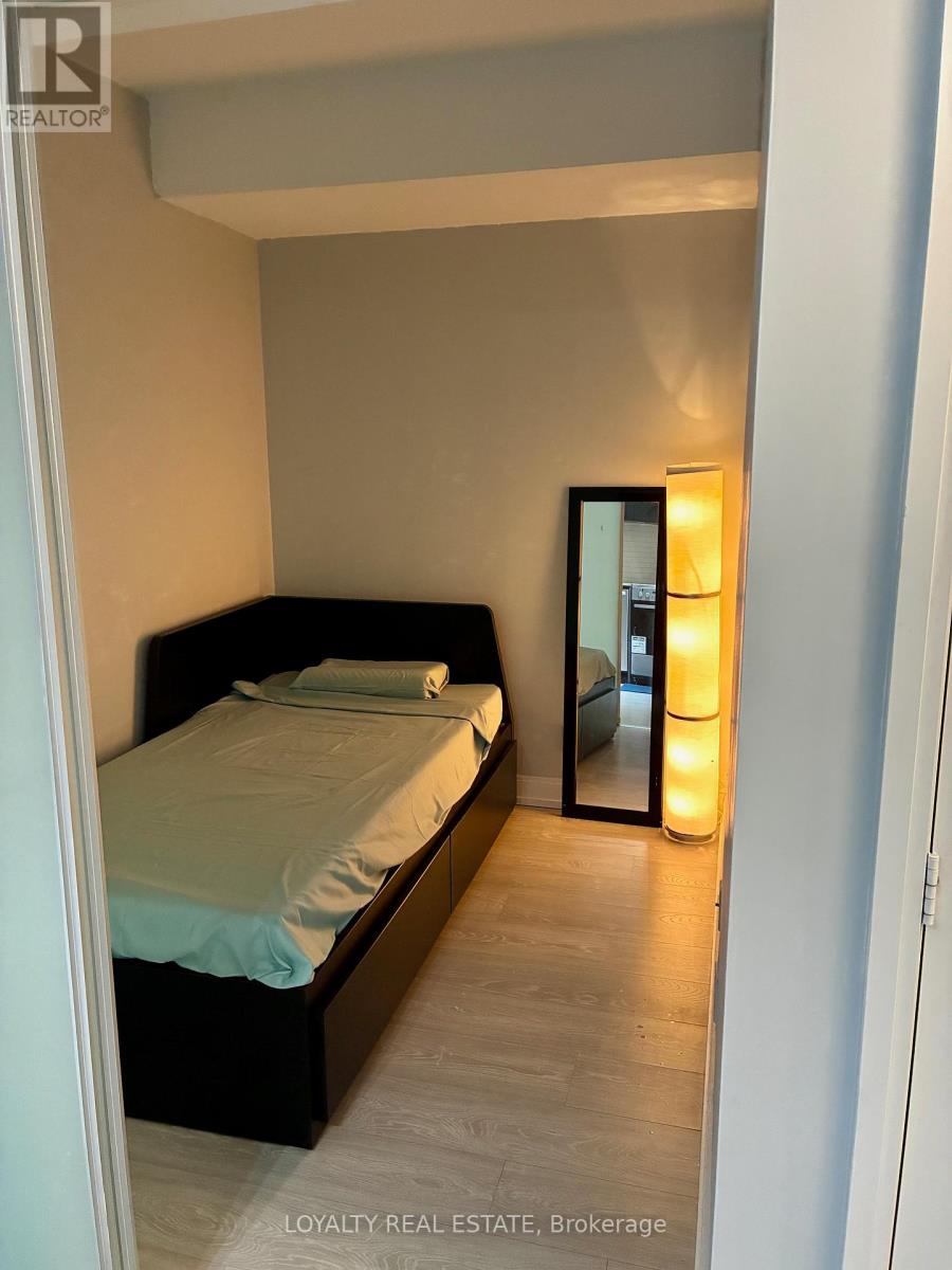 1701 - 181 Dundas Street E, Toronto, Ontario  M5A 0N5 - Photo 15 - C12781692