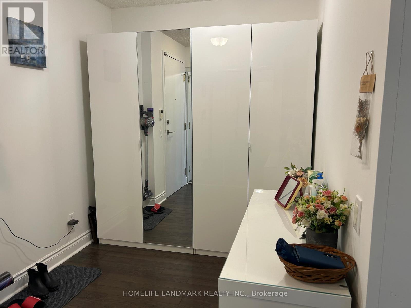 813 - 10 Northtown Way, Toronto, Ontario  M2N 7L4 - Photo 9 - C12781706