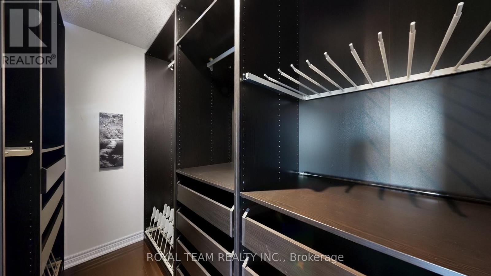 246 Lauderdale Drive, Vaughan, Ontario  L6A 0N4 - Photo 22 - N12781696