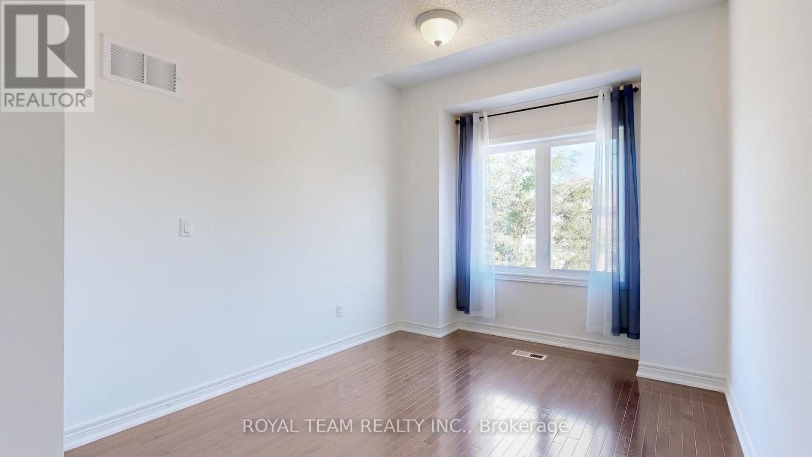 246 Lauderdale Drive, Vaughan, Ontario  L6A 0N4 - Photo 29 - N12781696