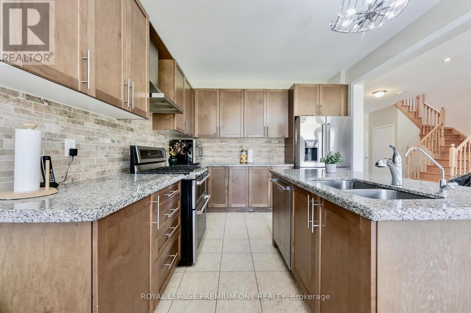 166 Sharpe Crescent, New Tecumseth, Ontario  L0G 1W0 - Photo 18 - N12781712