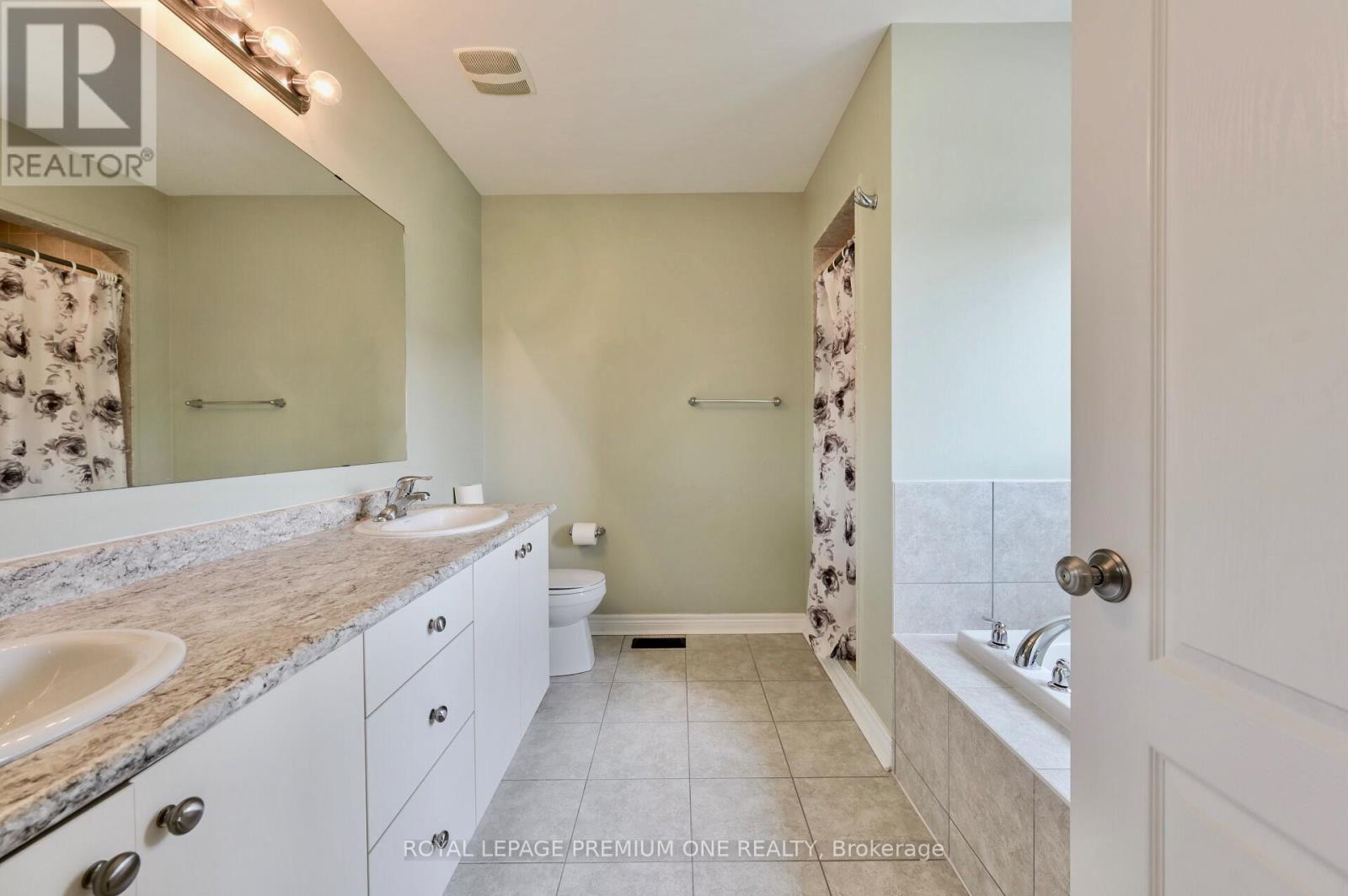 166 Sharpe Crescent, New Tecumseth, Ontario  L0G 1W0 - Photo 29 - N12781712