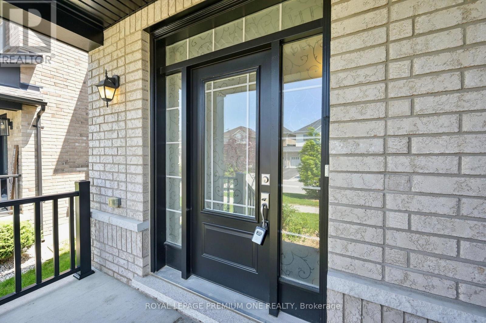 166 Sharpe Crescent, New Tecumseth, Ontario  L0G 1W0 - Photo 6 - N12781712