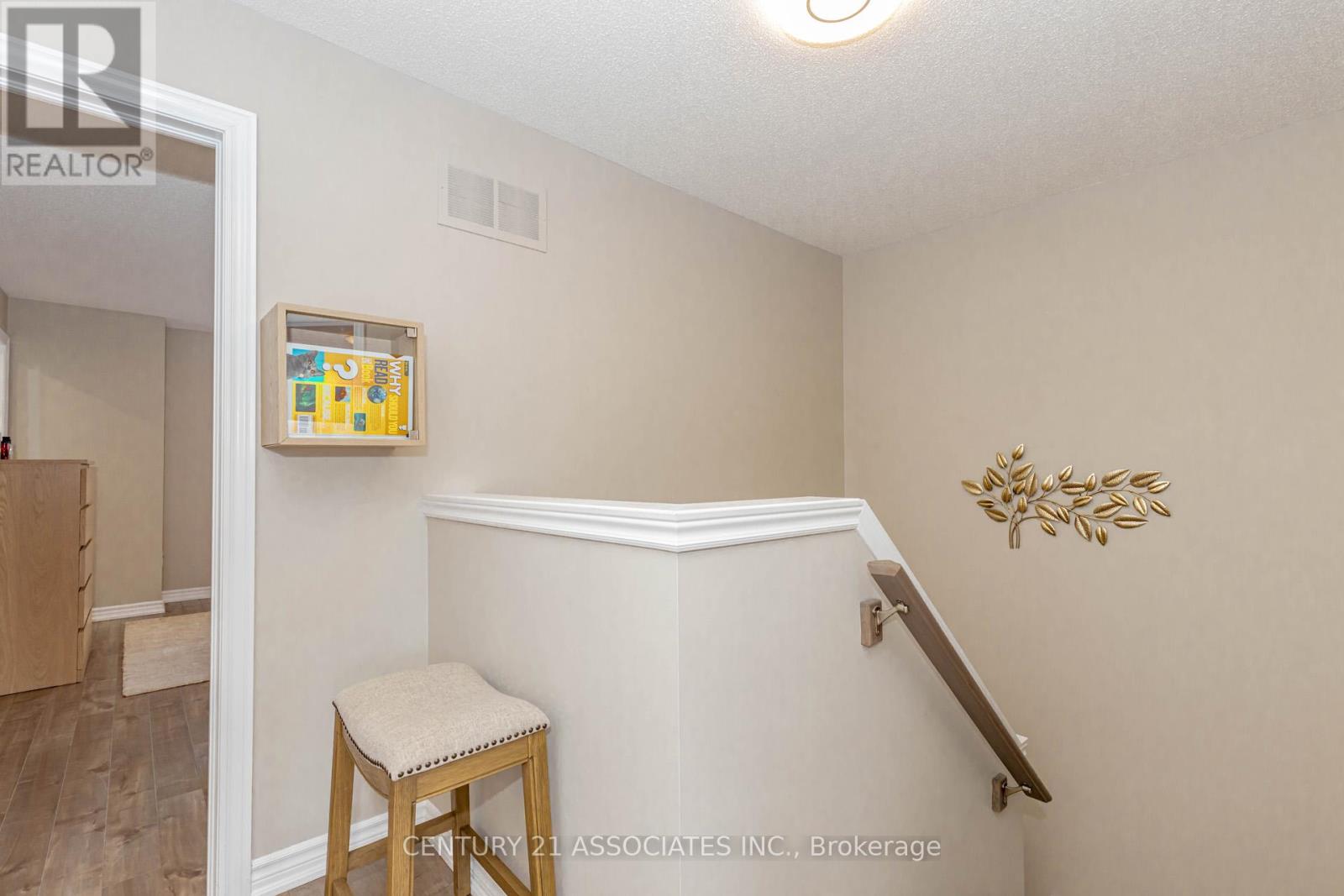 4622 Keystone Crescent, Burlington, Ontario  L7M 0L9 - Photo 17 - W12737820