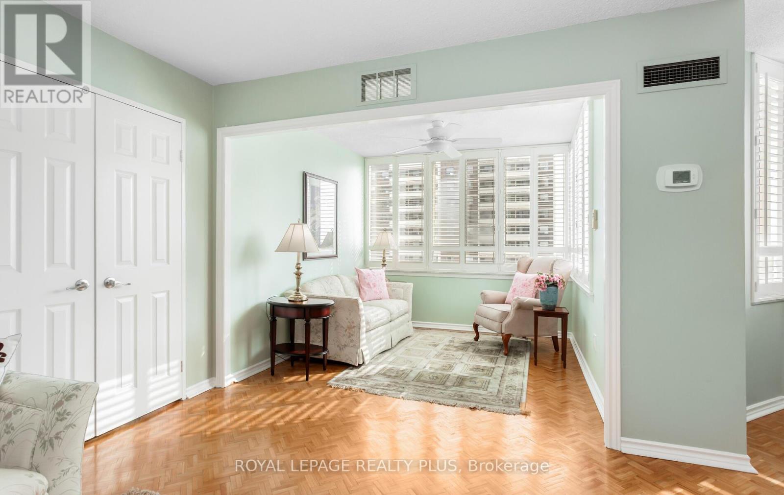 803 - 5 Lisa Street, Brampton, Ontario  L6T 4T4 - Photo 7 - W12779750