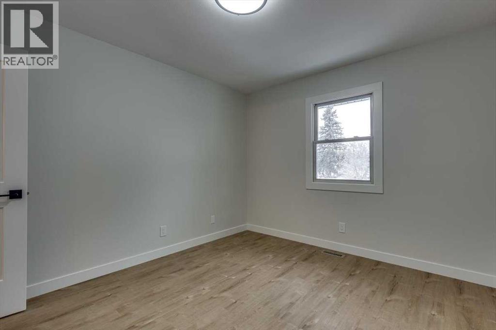 5302 42 Avenue, Red Deer, Alberta  T4N 3A4 - Photo 18 - A2285854