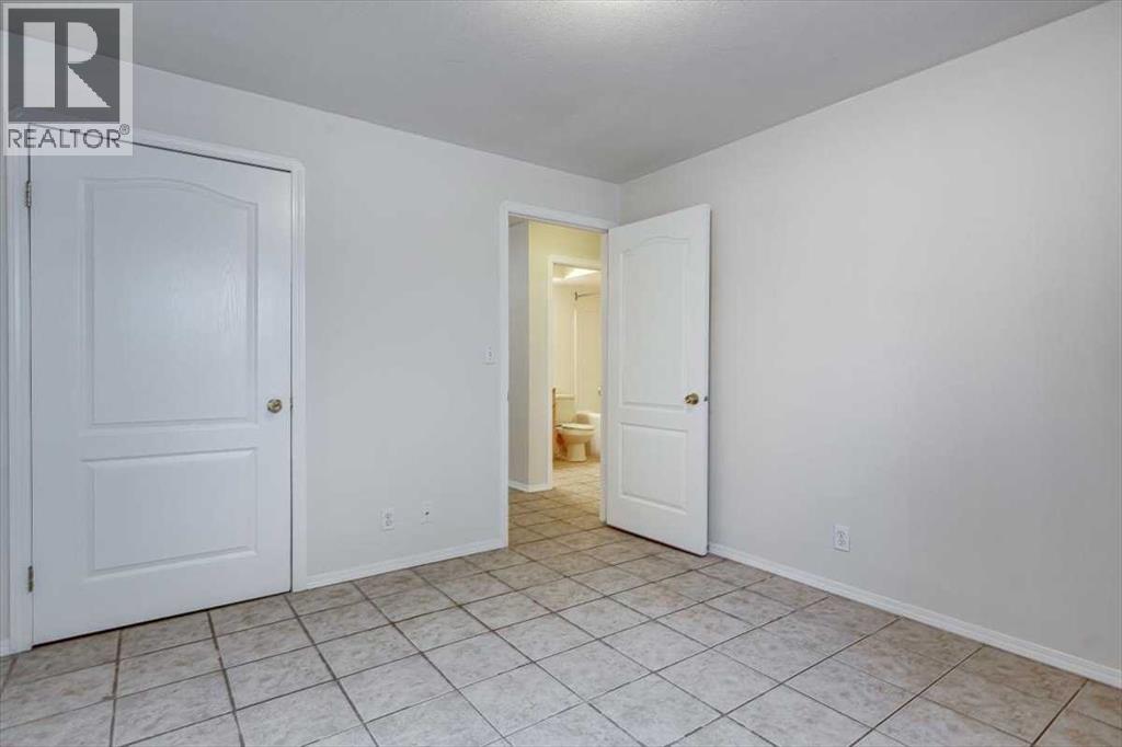 5302 42 Avenue, Red Deer, Alberta  T4N 3A4 - Photo 35 - A2285854