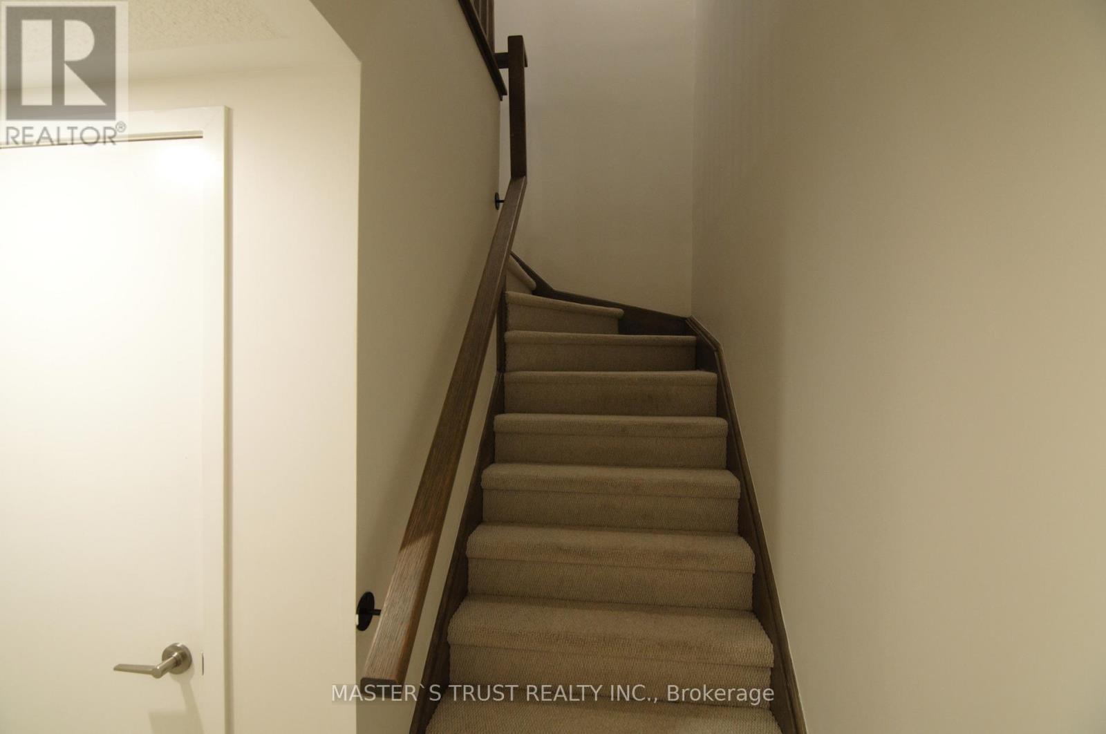 200 - 10 Lloyed Janes Lane, Toronto, Ontario  M8V 0J6 - Photo 9 - W12781702