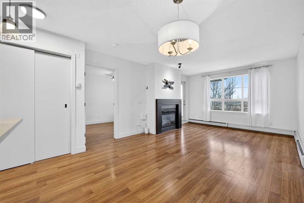 406, 35 Richard Court Sw, Calgary, Alberta  T3E 7N9 - Photo 5 - A2285080