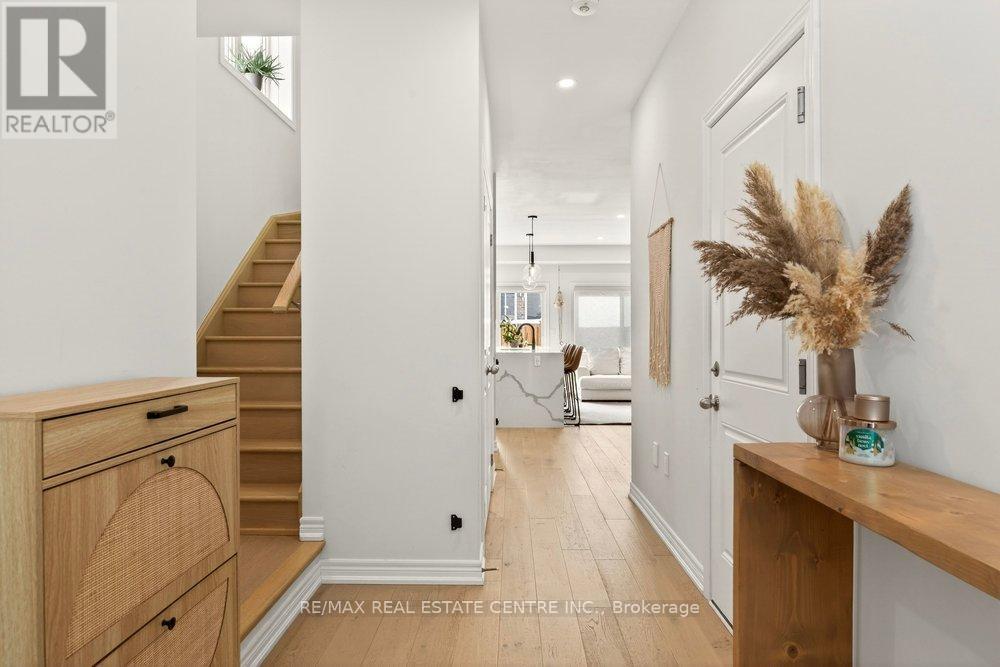 74 Bobolink Road, Hamilton, Ontario  L9A 2P5 - Photo 20 - X12781704