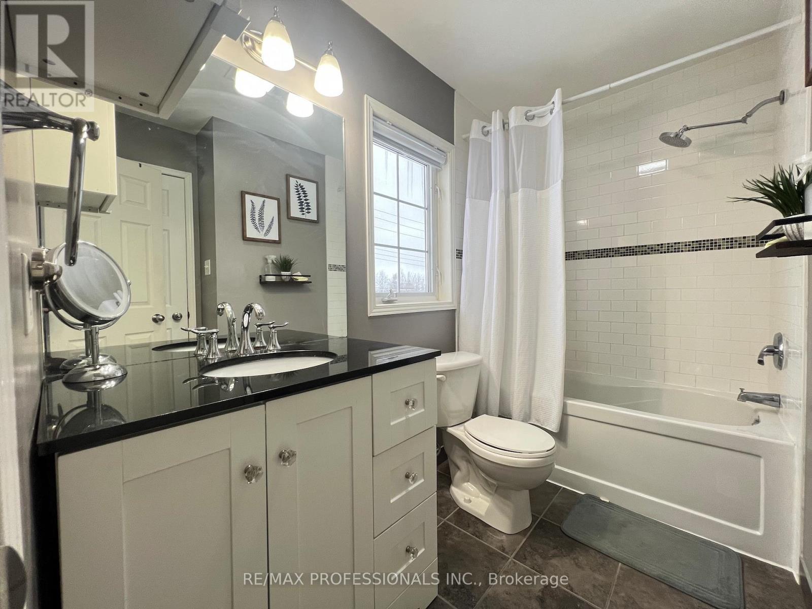 56 Beacon Road, Barrie, Ontario  L4N 9J8 - Photo 34 - S12781710