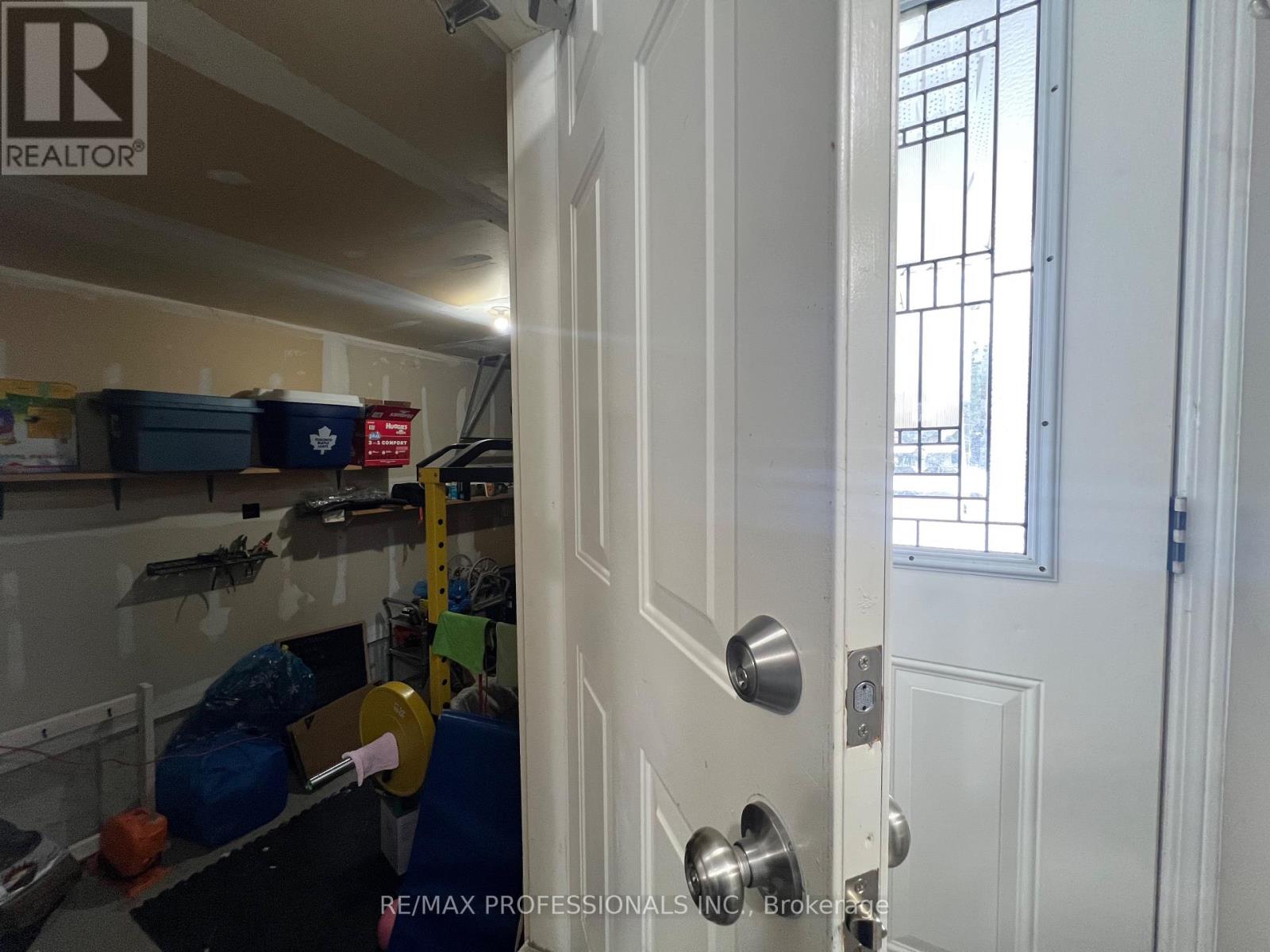 56 Beacon Road, Barrie, Ontario  L4N 9J8 - Photo 6 - S12781710