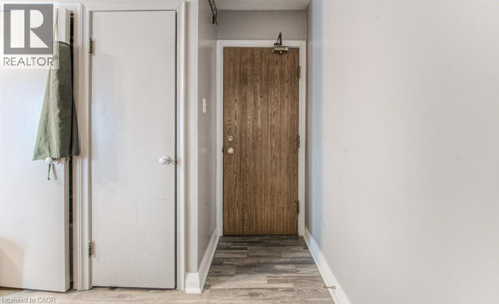 15 Floral Crescent, Kitchener, Ontario  N2G 3B3 - Photo 30 - 40804656