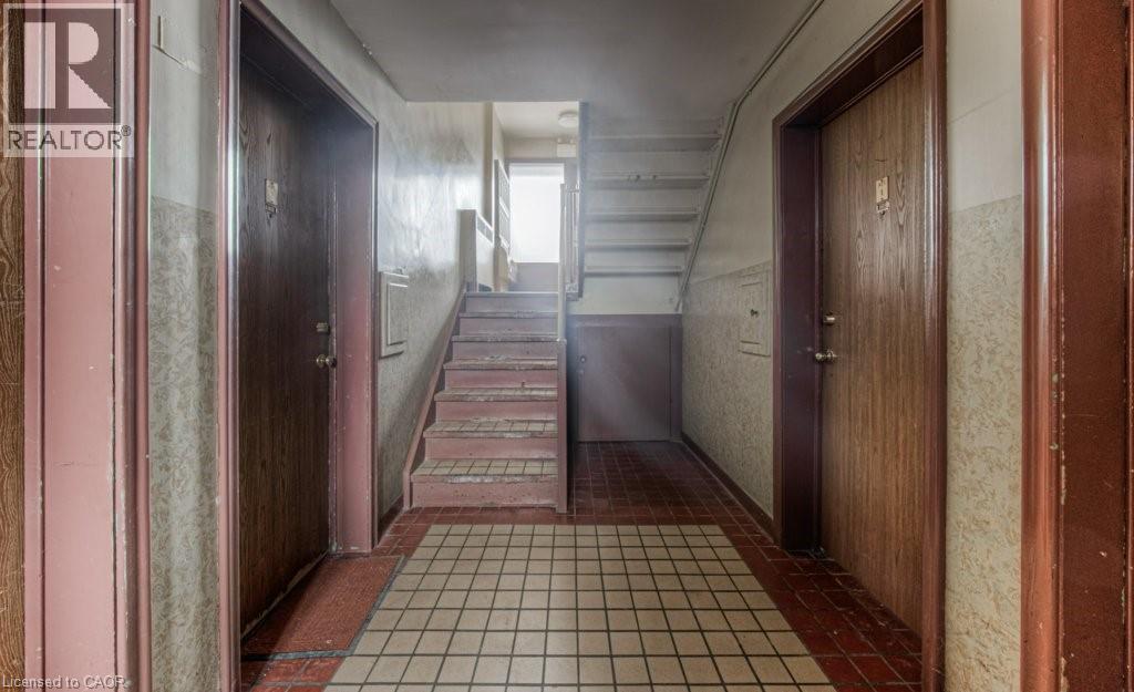 15 Floral Crescent, Kitchener, Ontario  N2G 3B3 - Photo 19 - 40804656