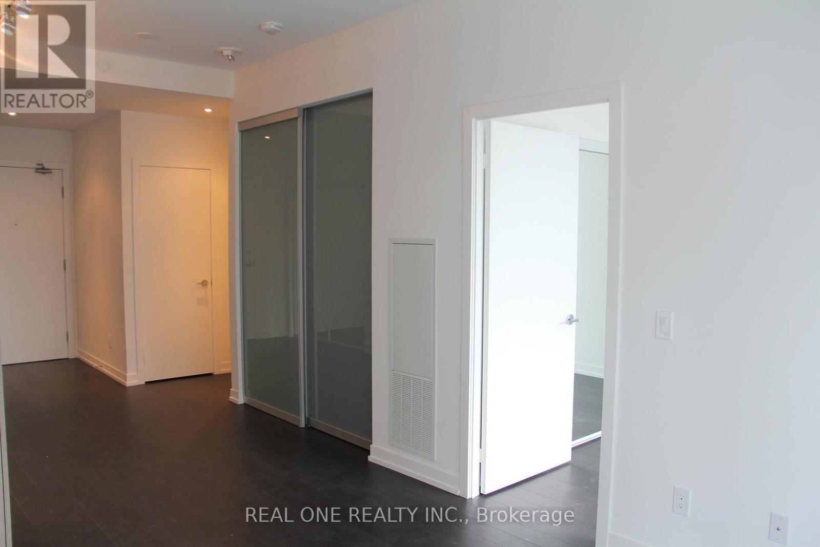 901 - 85 Wood Street, Toronto, Ontario  M4Y 0E8 - Photo 6 - C12781760