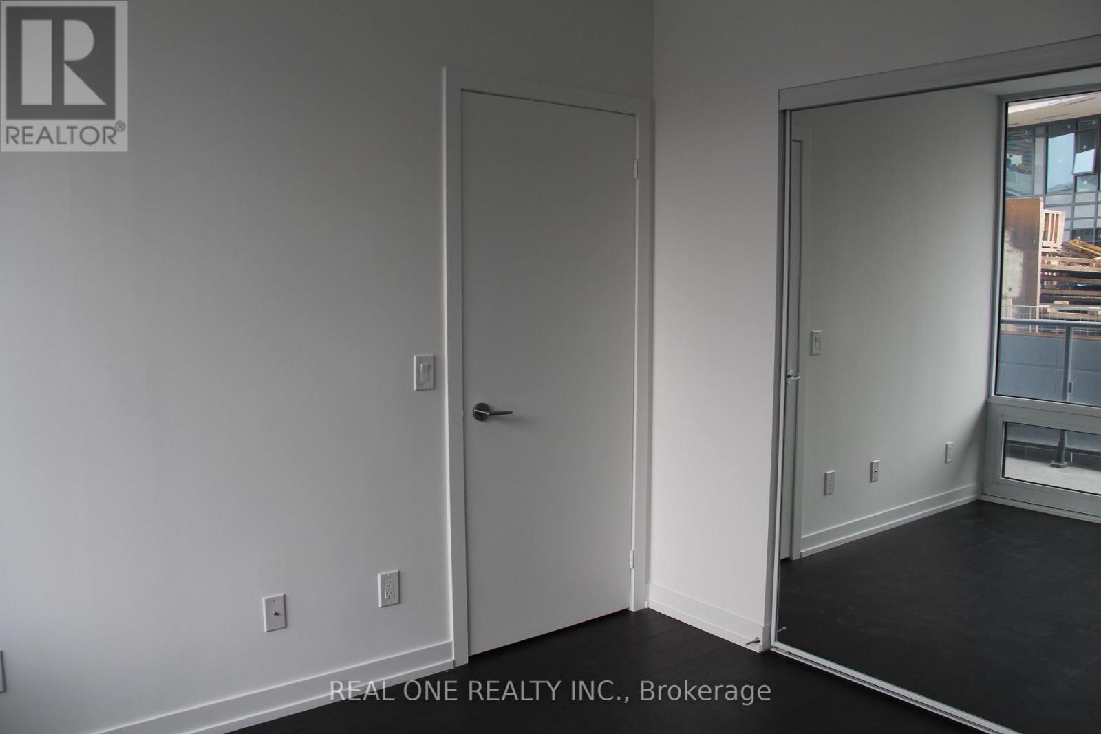 901 - 85 Wood Street, Toronto, Ontario  M4Y 0E8 - Photo 9 - C12781760