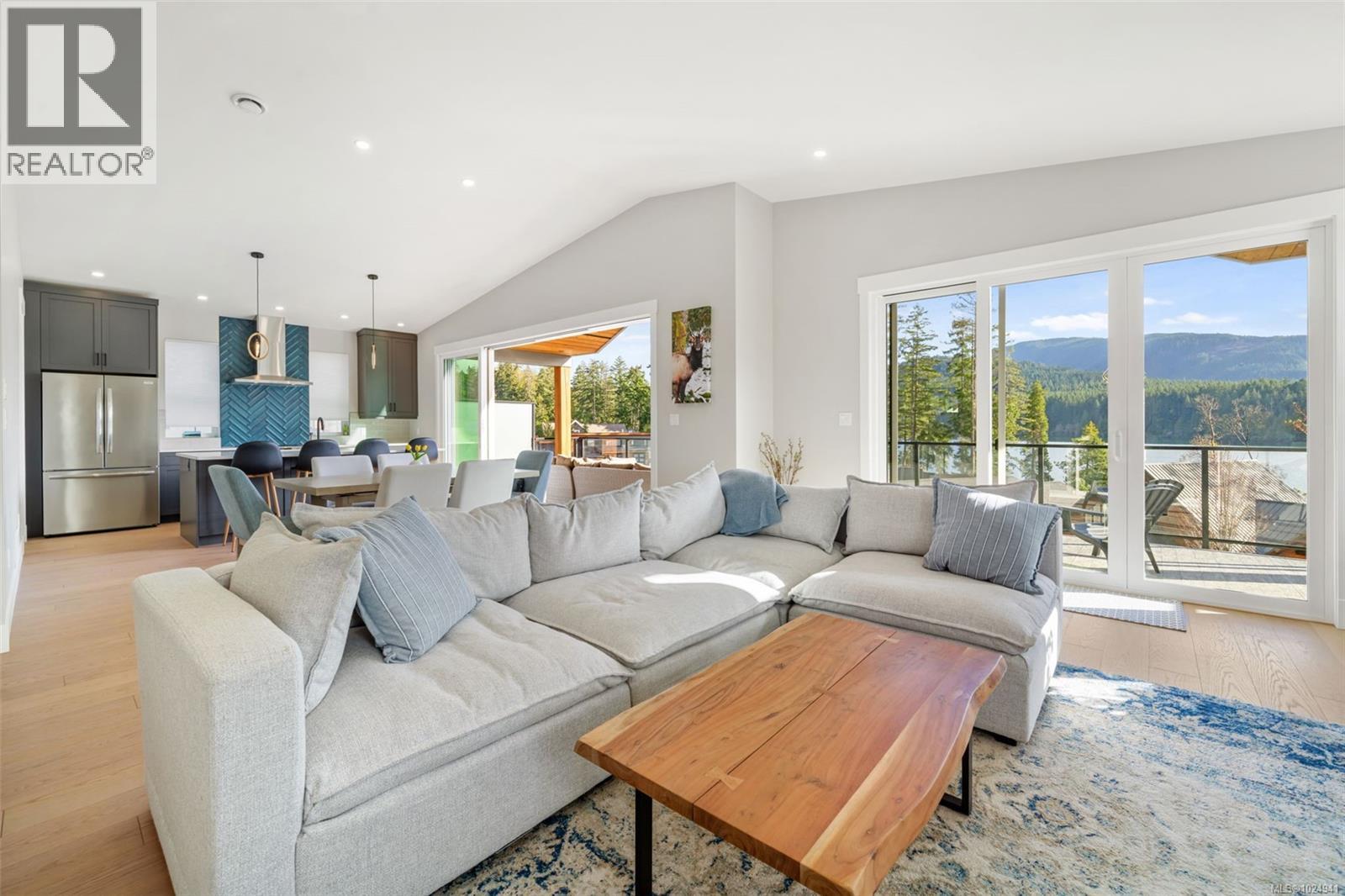 9394 Lakefront Rise, Lake Cowichan, British Columbia  V0R 2G0 - Photo 17 - 1024941