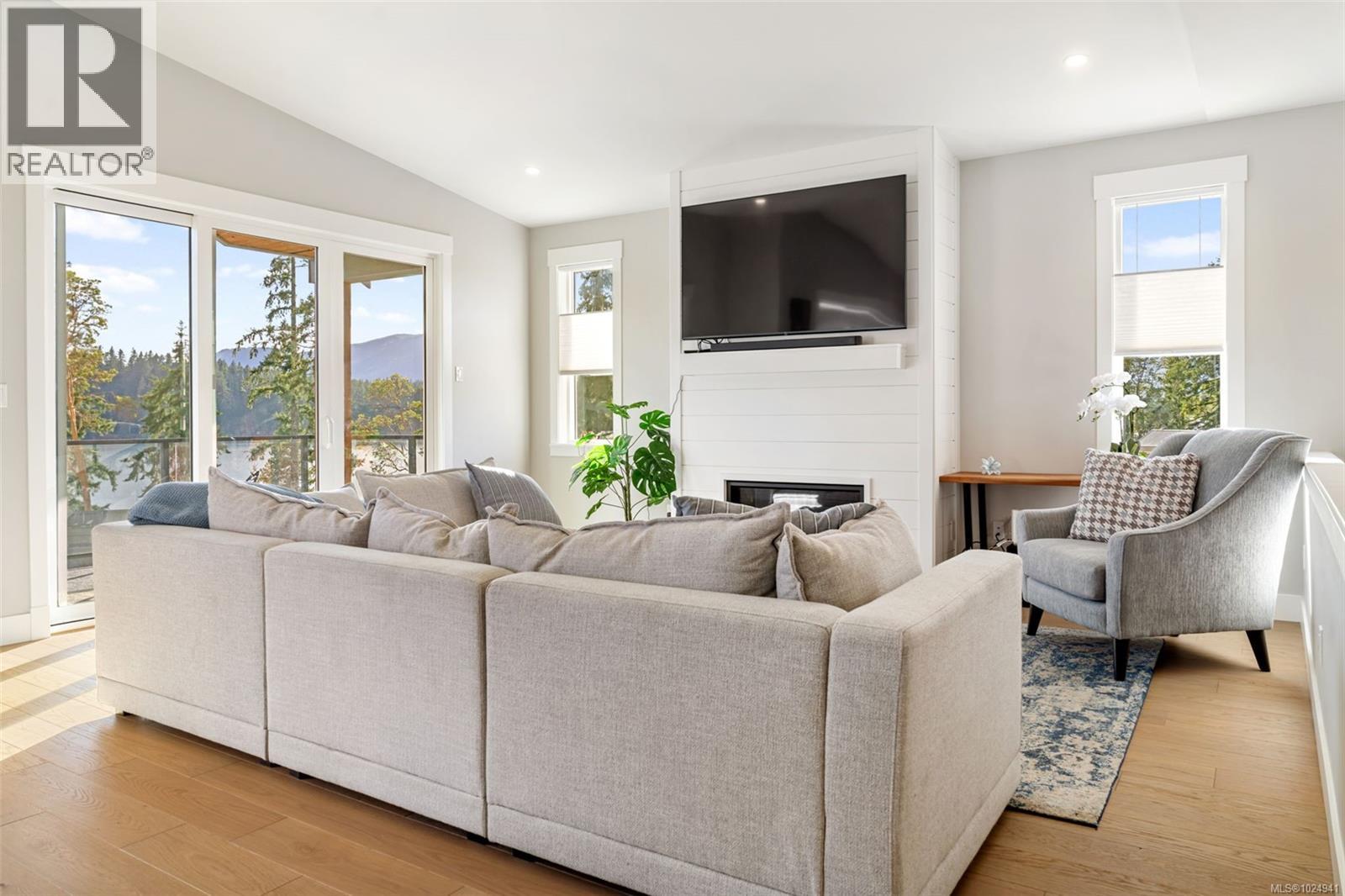 9394 Lakefront Rise, Lake Cowichan, British Columbia  V0R 2G0 - Photo 11 - 1024941