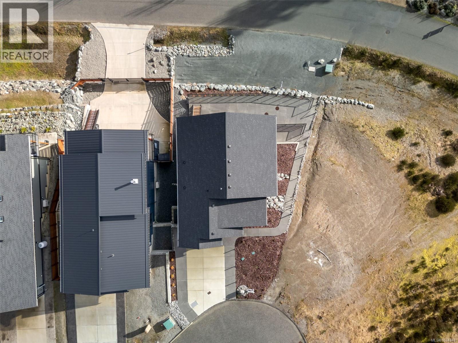 9394 Lakefront Rise, Lake Cowichan, British Columbia  V0R 2G0 - Photo 61 - 1024941