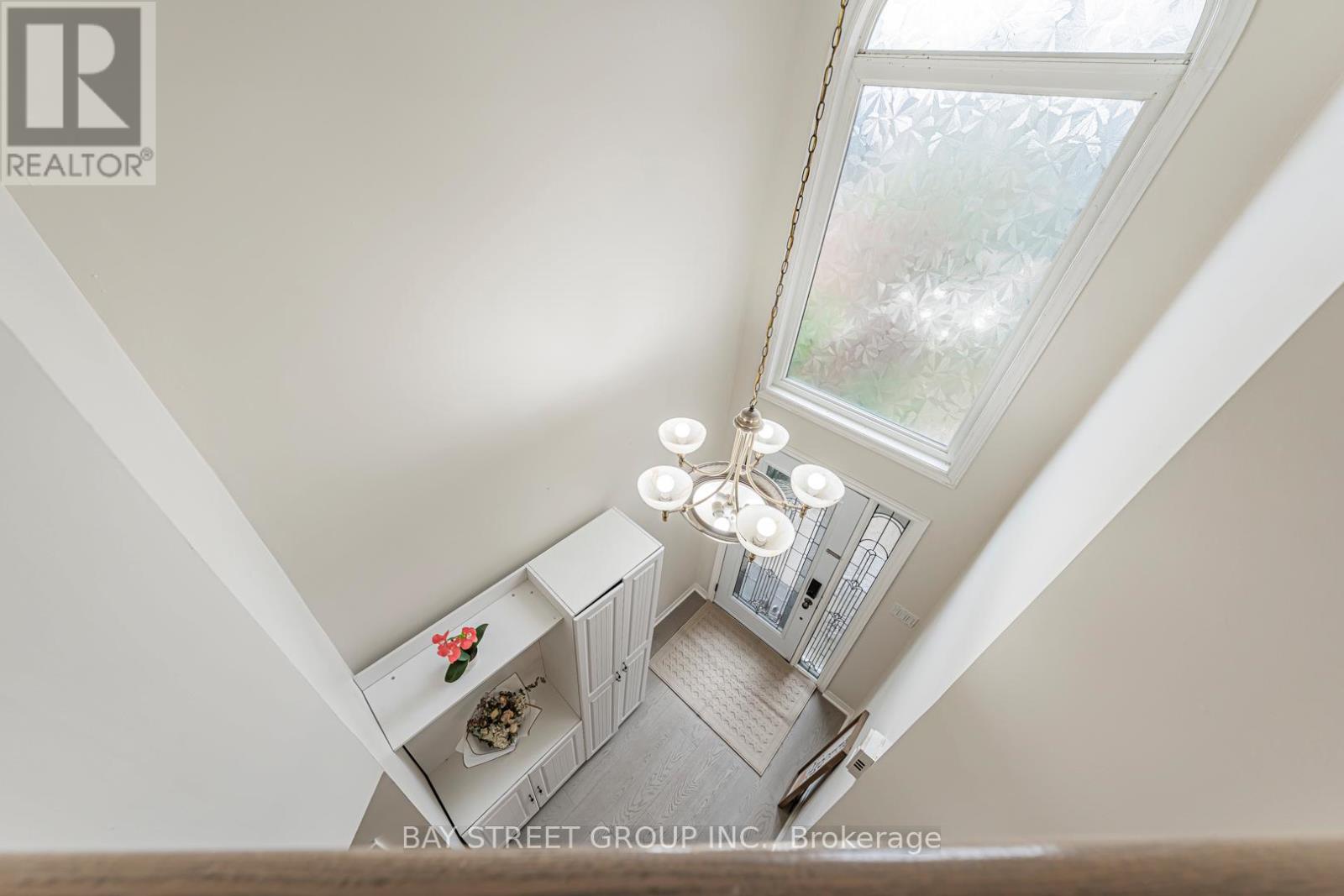 2524 Paula Court, Mississauga, Ontario  L5K 2R5 - Photo 22 - W12781720