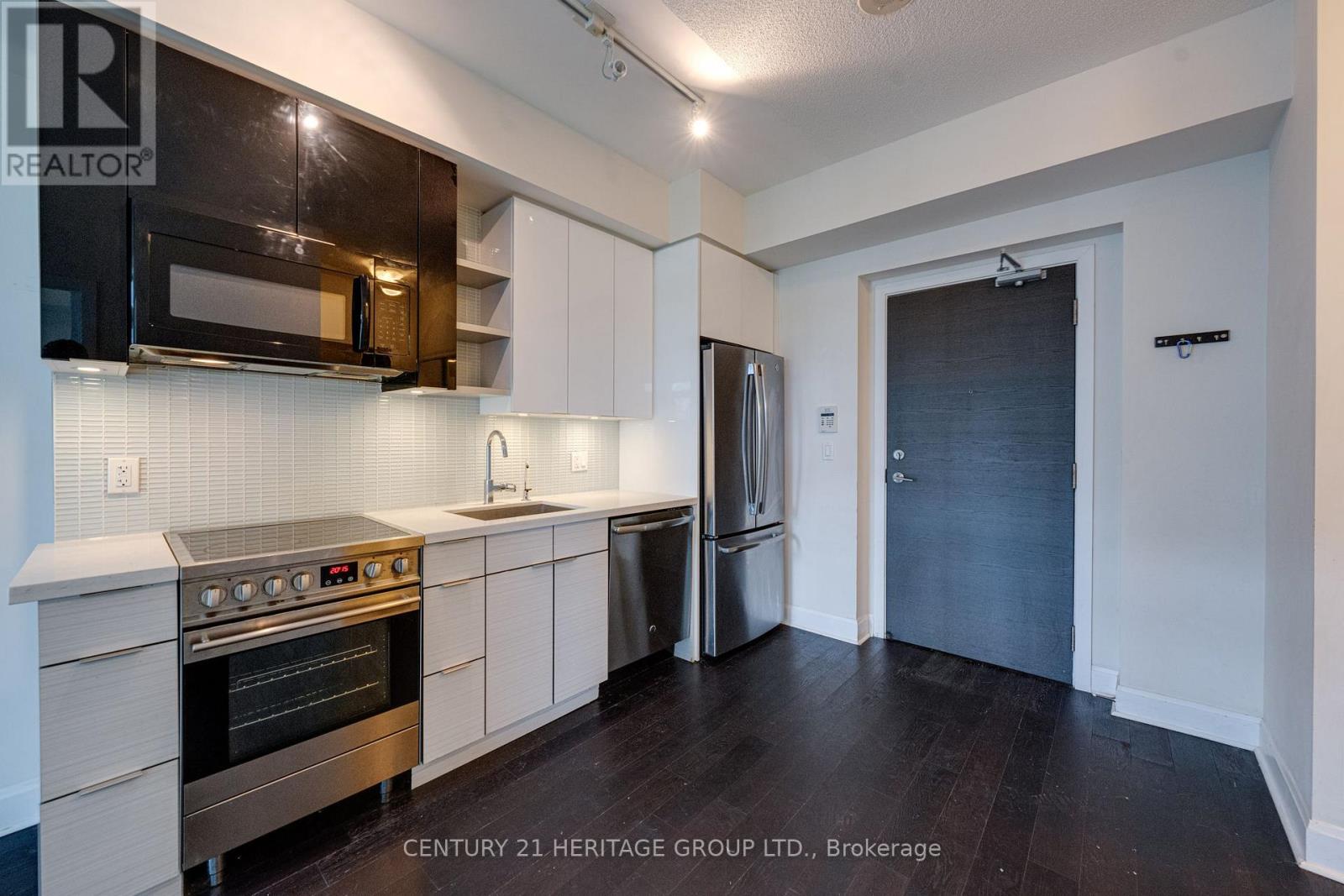 407 - 33 Shore Breeze Drive, Toronto (Mimico), Ontario  M8V 0G1 - Photo 11 - W12781734