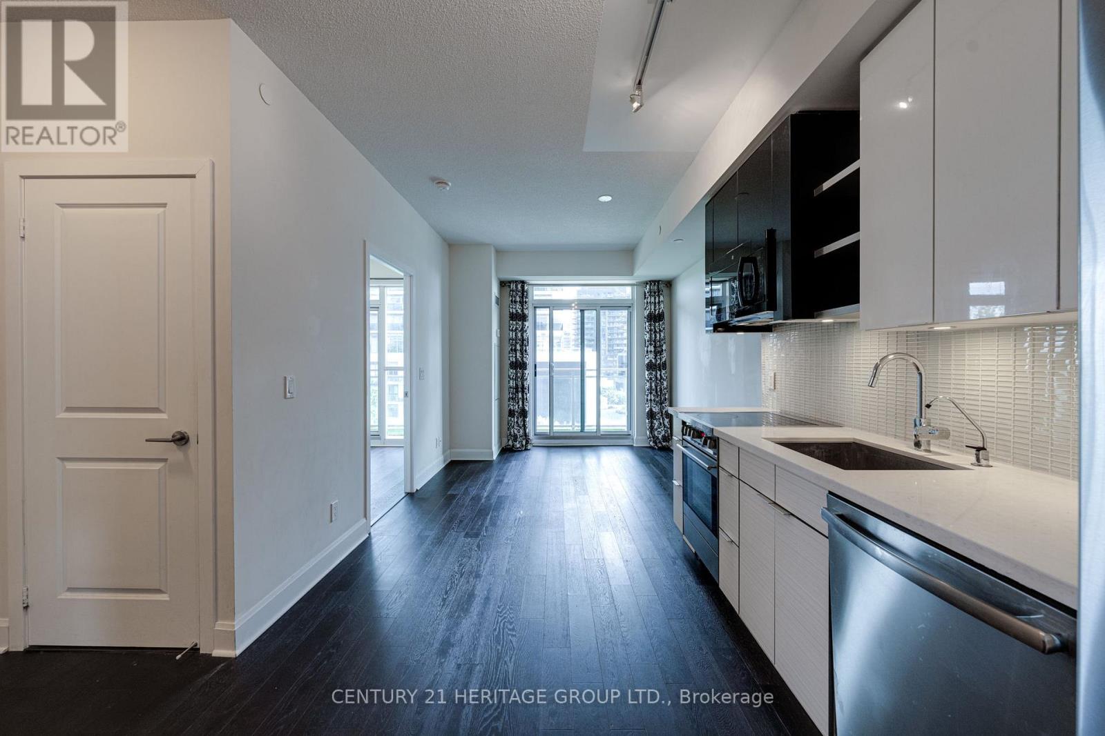 407 - 33 Shore Breeze Drive, Toronto (Mimico), Ontario  M8V 0G1 - Photo 8 - W12781734