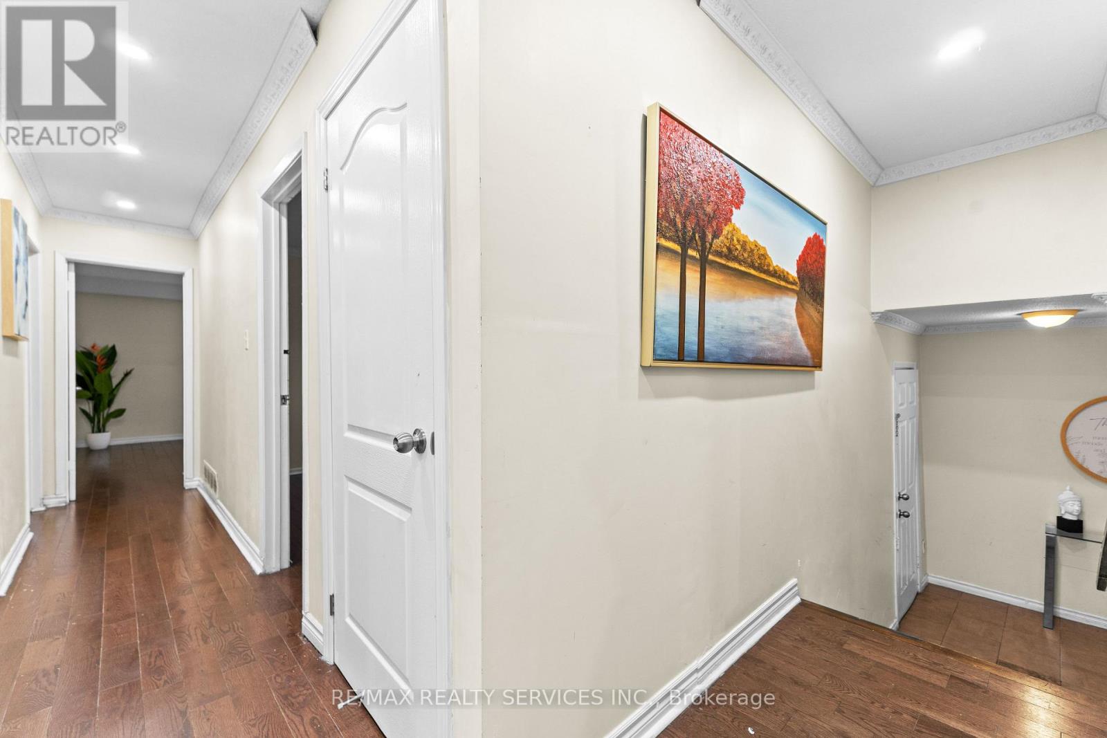 13 Linkdale Road, Brampton, Ontario  L6V 3A1 - Photo 5 - W12781752