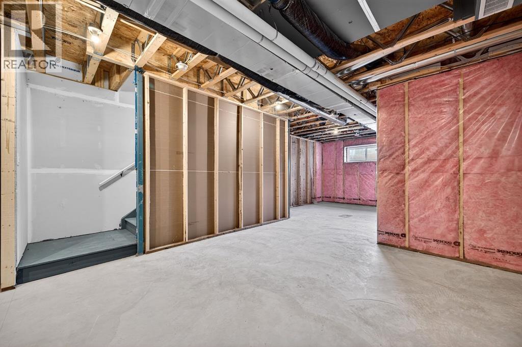 2242 Bayview Drive Sw, Airdrie, Alberta  T4B 5N4 - Photo 35 - A2279707