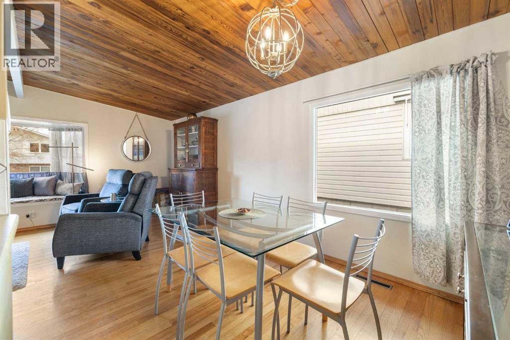 3511 Lakeside Crescent Sw, Calgary, Alberta  T3E 6A7 - Photo 11 - A2281740