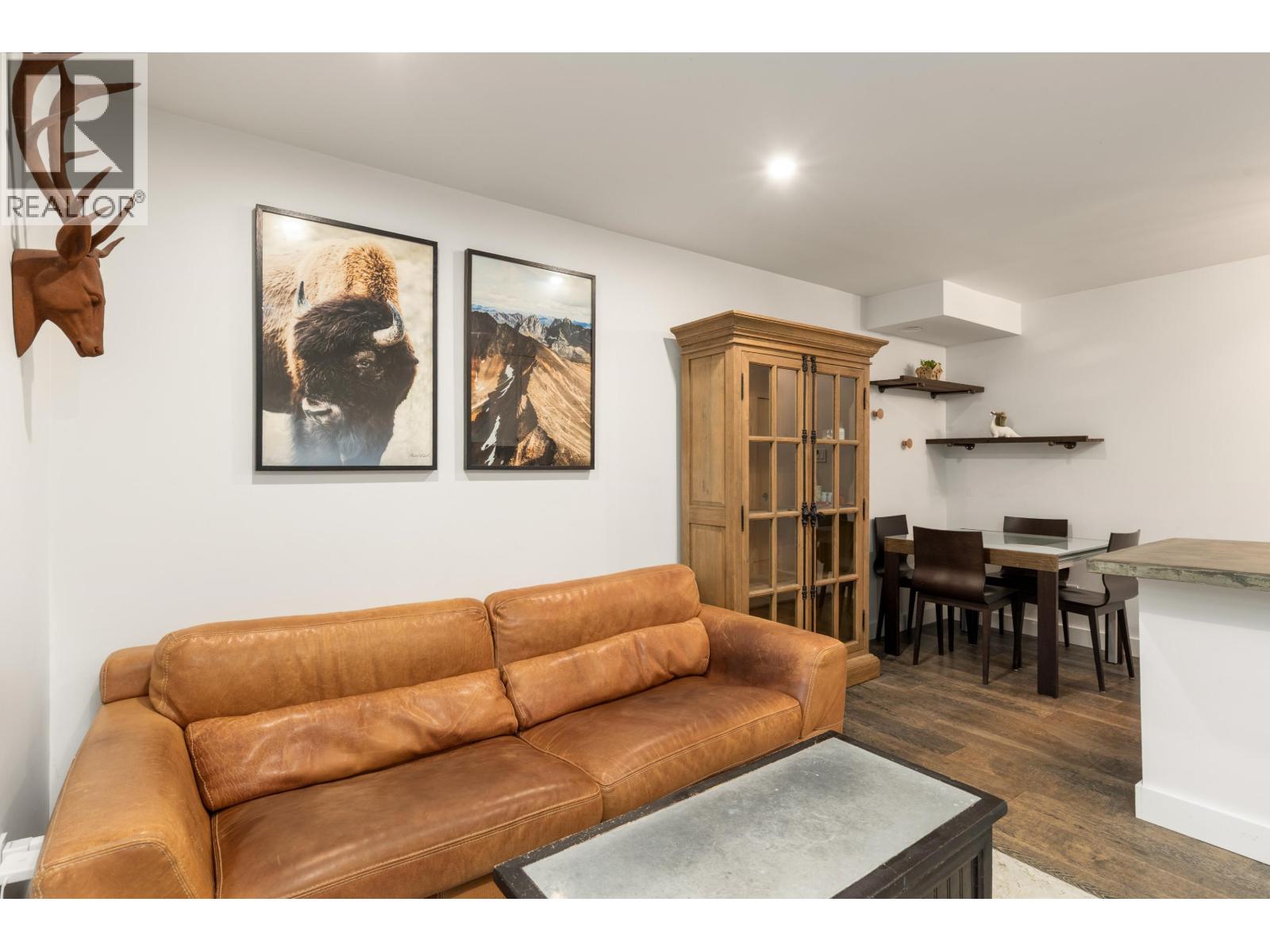 113 3070 Hillcrest Drive, Whistler, British Columbia  V8E 0V1 - Photo 3 - R3089297