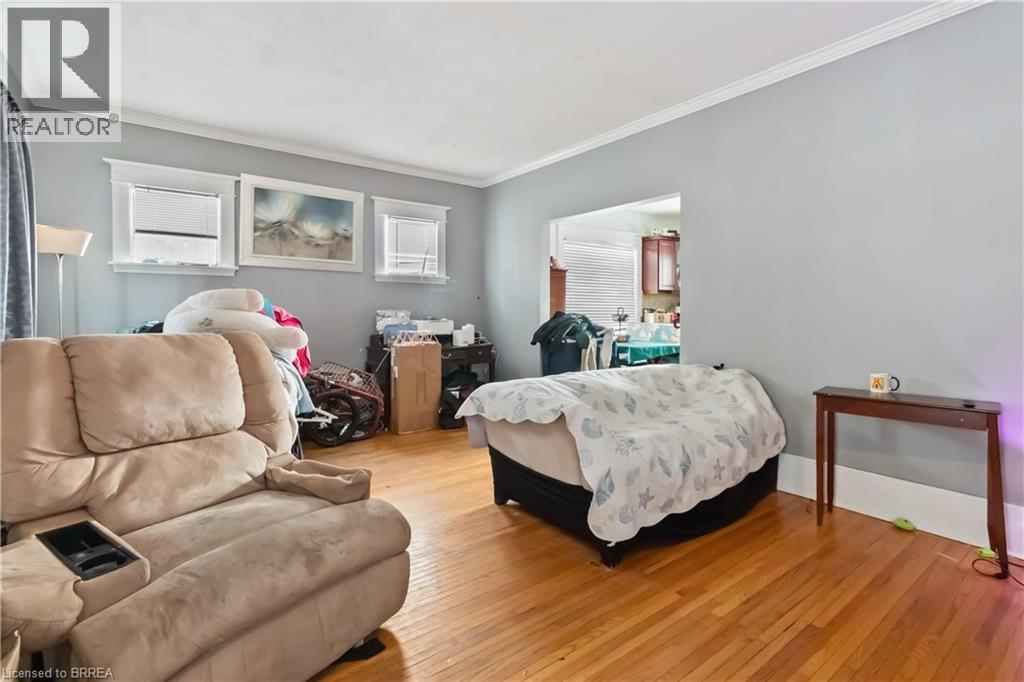 45 Brighton Avenue, Brantford, Ontario  N3S 1V8 - Photo 8 - 40801013