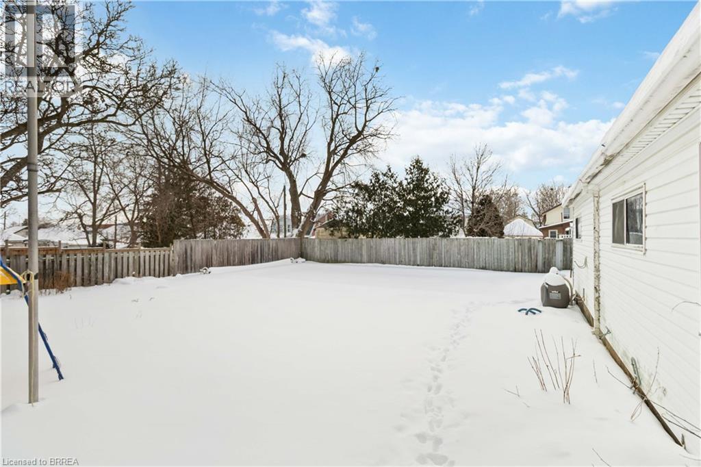 45 Brighton Avenue, Brantford, Ontario  N3S 1V8 - Photo 25 - 40801013