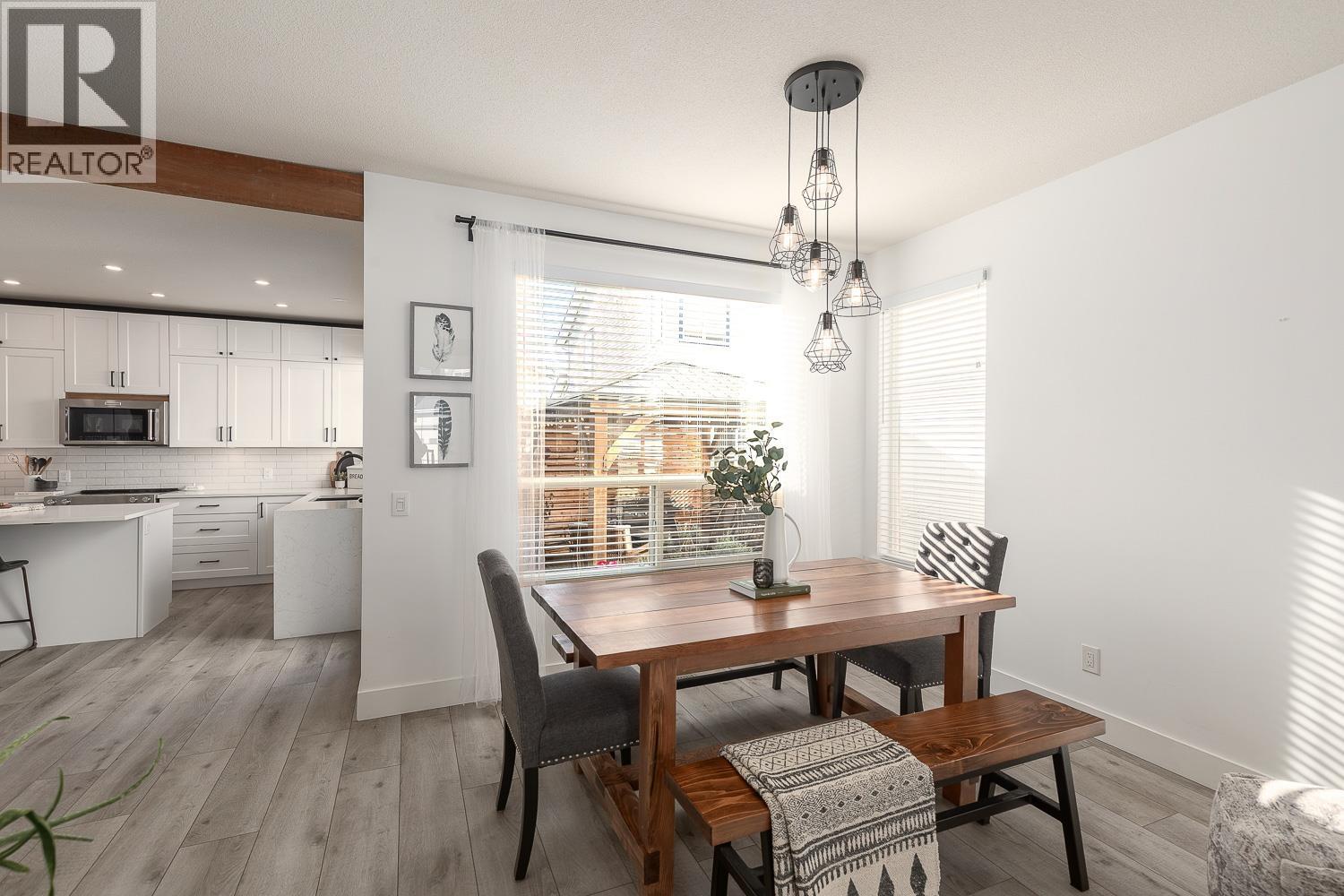 19850 Butternut Lane, Pitt Meadows, British Columbia  V3Y 2S7 - Photo 6 - R3089237