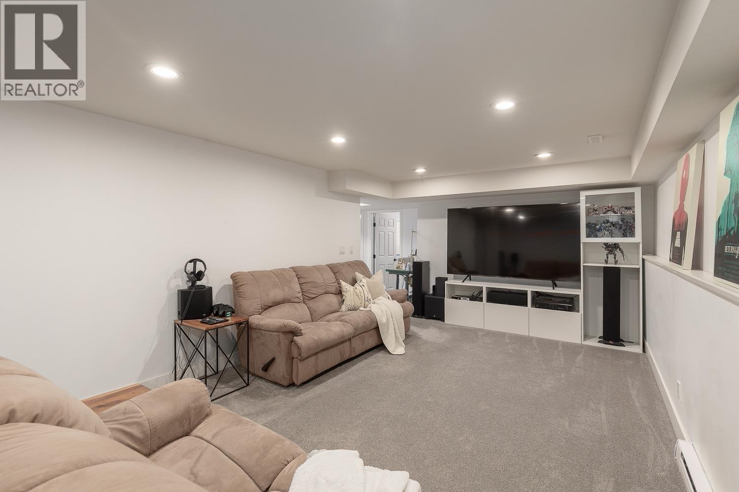 19850 Butternut Lane, Pitt Meadows, British Columbia  V3Y 2S7 - Photo 34 - R3089237