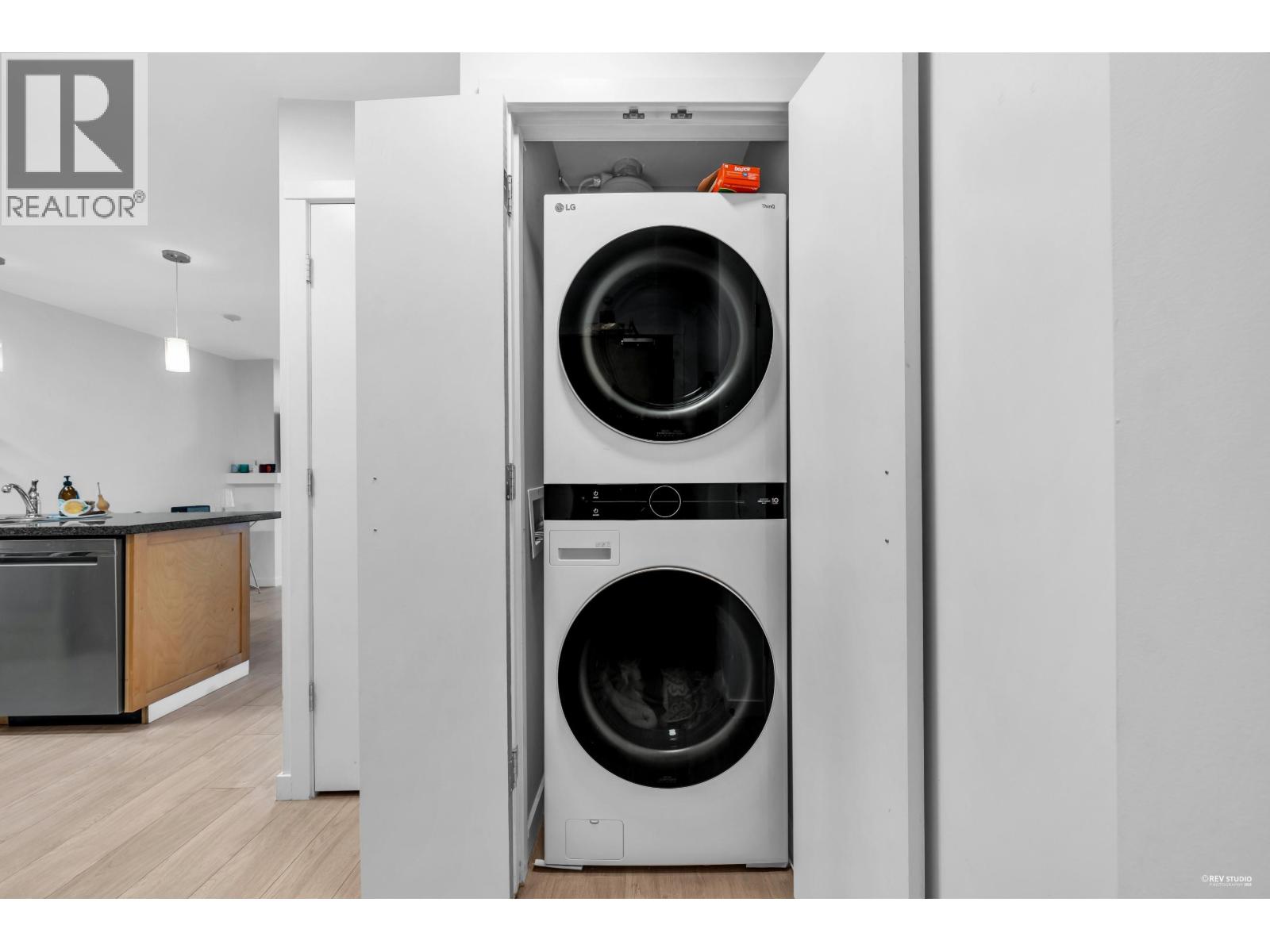 1001 989 Richards Street, Vancouver, British Columbia  V6B 6R6 - Photo 16 - R3089118