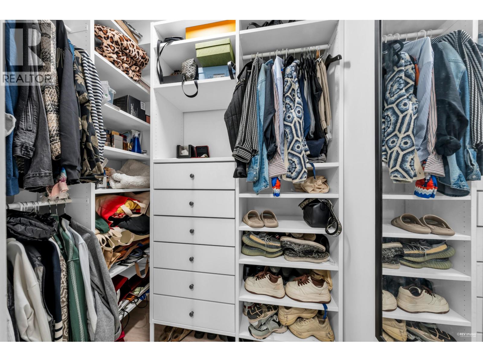 1001 989 Richards Street, Vancouver, British Columbia  V6B 6R6 - Photo 17 - R3089118