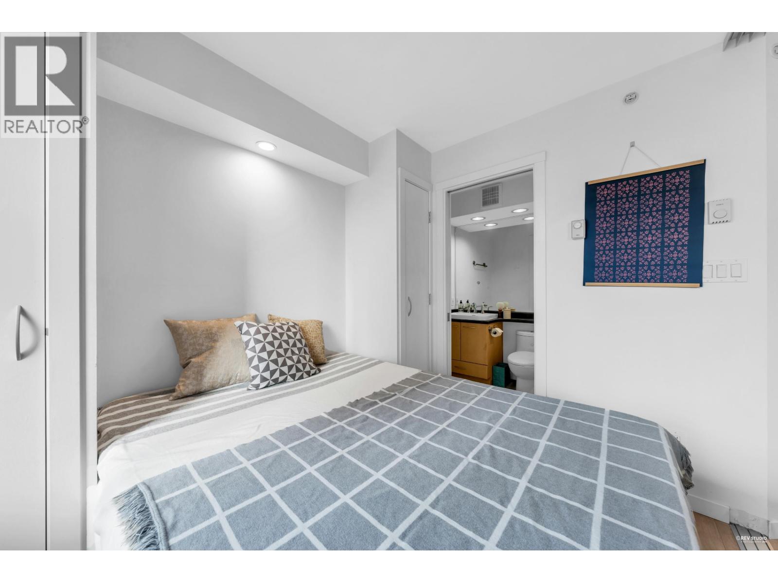 1001 989 Richards Street, Vancouver, British Columbia  V6B 6R6 - Photo 14 - R3089118