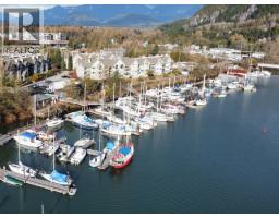 1472/1476 PEMBERTON AVENUE, Squamish, British Columbia