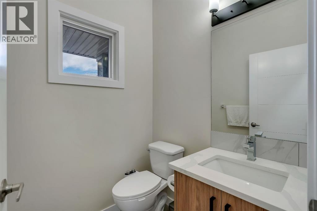 1222 Westmount Drive, Strathmore, Alberta  T1P 1Y9 - Photo 13 - A2284477