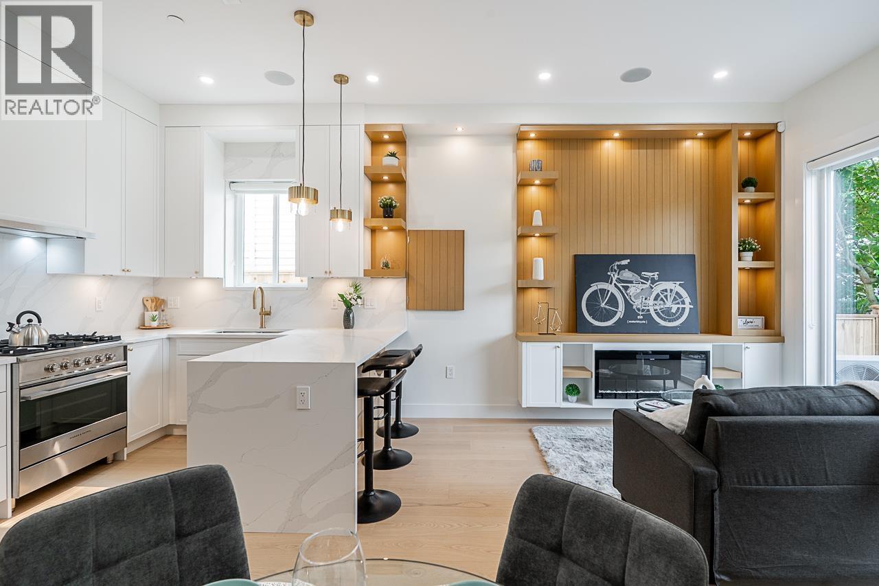 1 5304 Elgin Street, Vancouver, British Columbia  V5W 3J8 - Photo 3 - R3088914